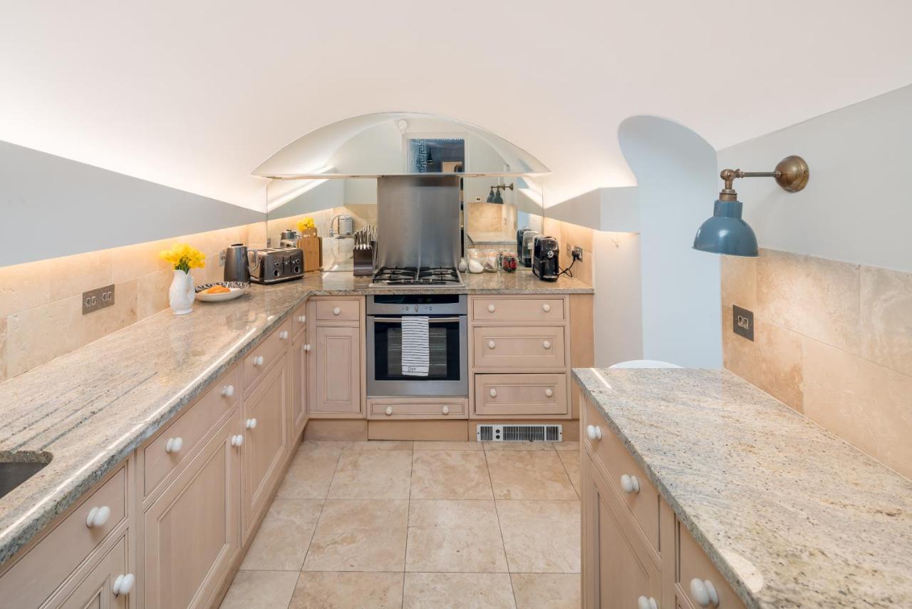 Cozy Flat With Patio In The Heart Of Pimlico Apartment London Ngoại thất bức ảnh